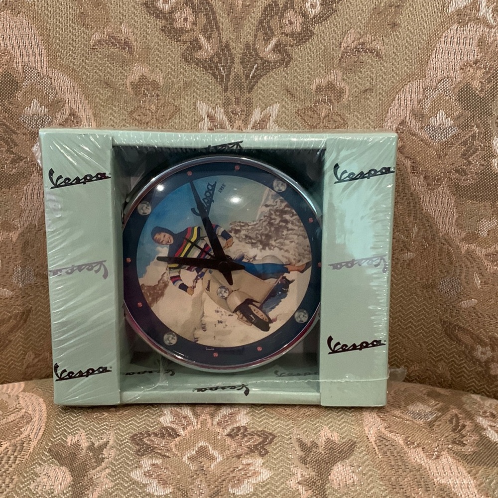 Adorable Vespa brand clock
